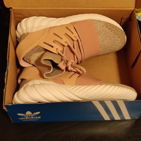Adidas tubular doom shoes - Picture 2 of 4